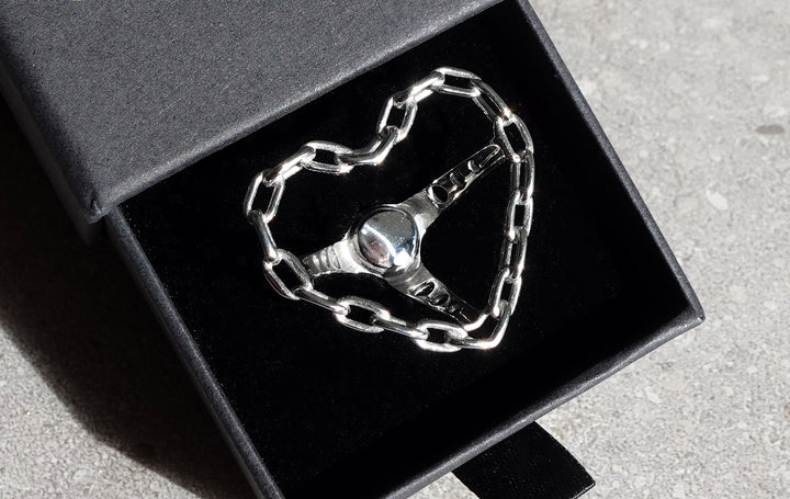 Jevries Heart Shaped Steel Chain Steering Wheel Chrome